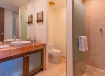 Shangrila PH C 16 02